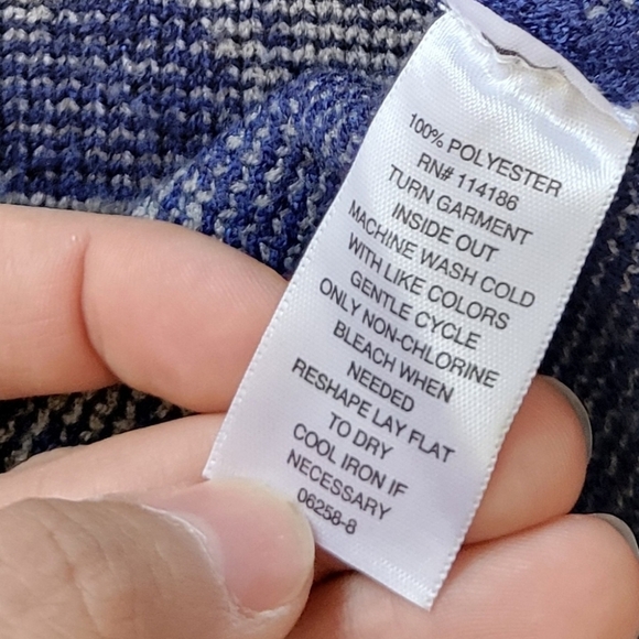 Liz Claiborne Chic Blue and Grey Paisley Short Sleeve Sweater Dress - Picture 6 of 9